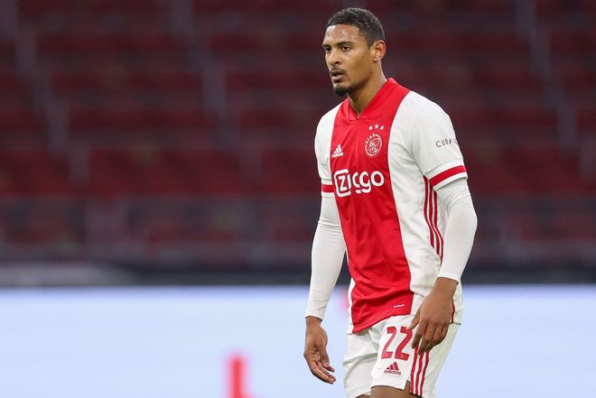 荷兰4-0立陶宛晋级美加墨世界杯，加克波、赖因德斯传射