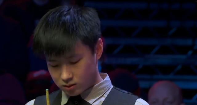 国际米兰连胜，齐沃调整团队，迪乌夫证明实力，马丁内斯复出，球队士气回升。