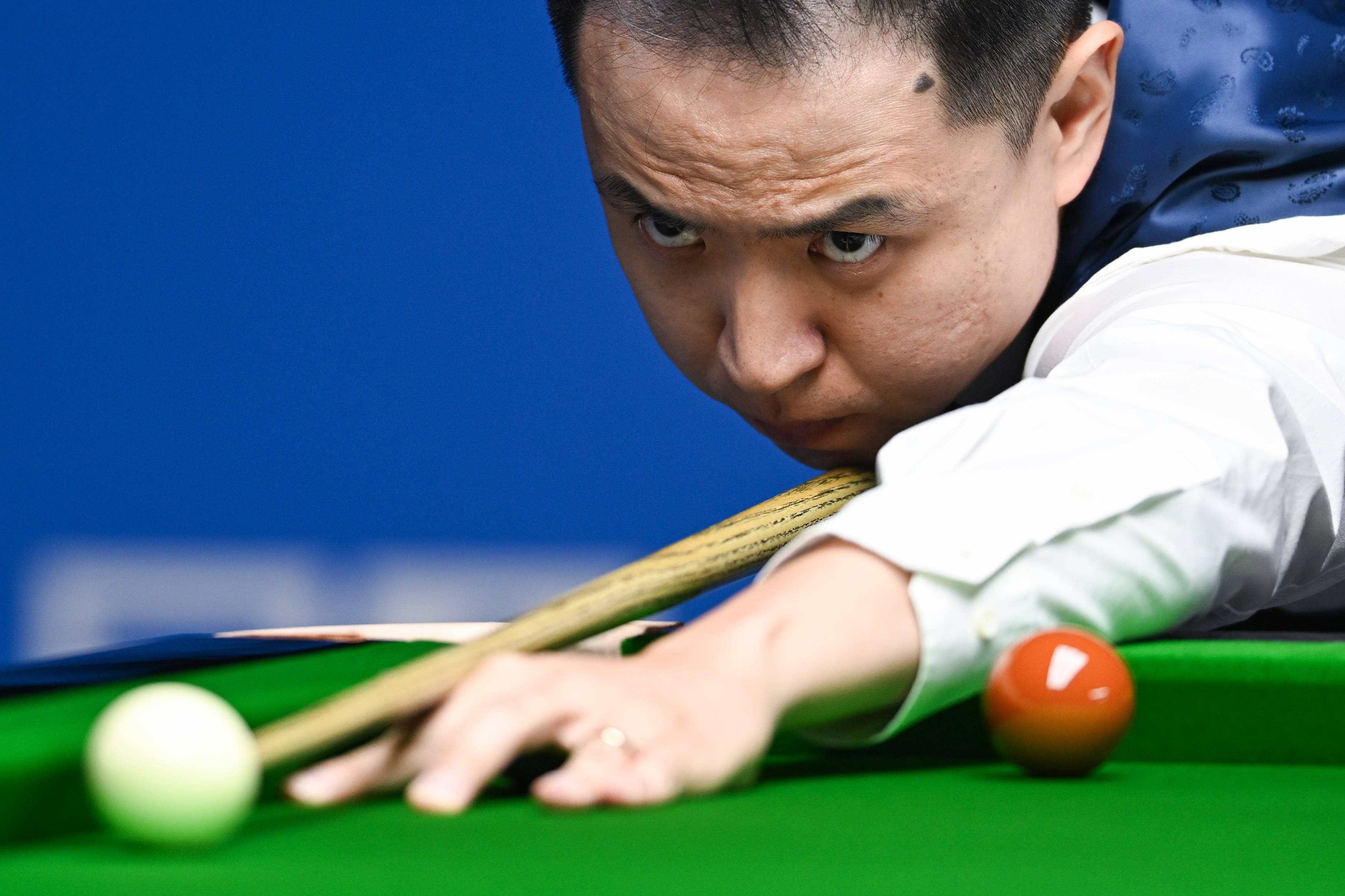 位位置对门 位位置对门